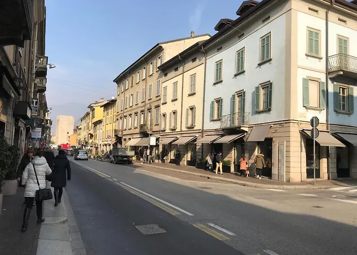 Apartament Iris Como